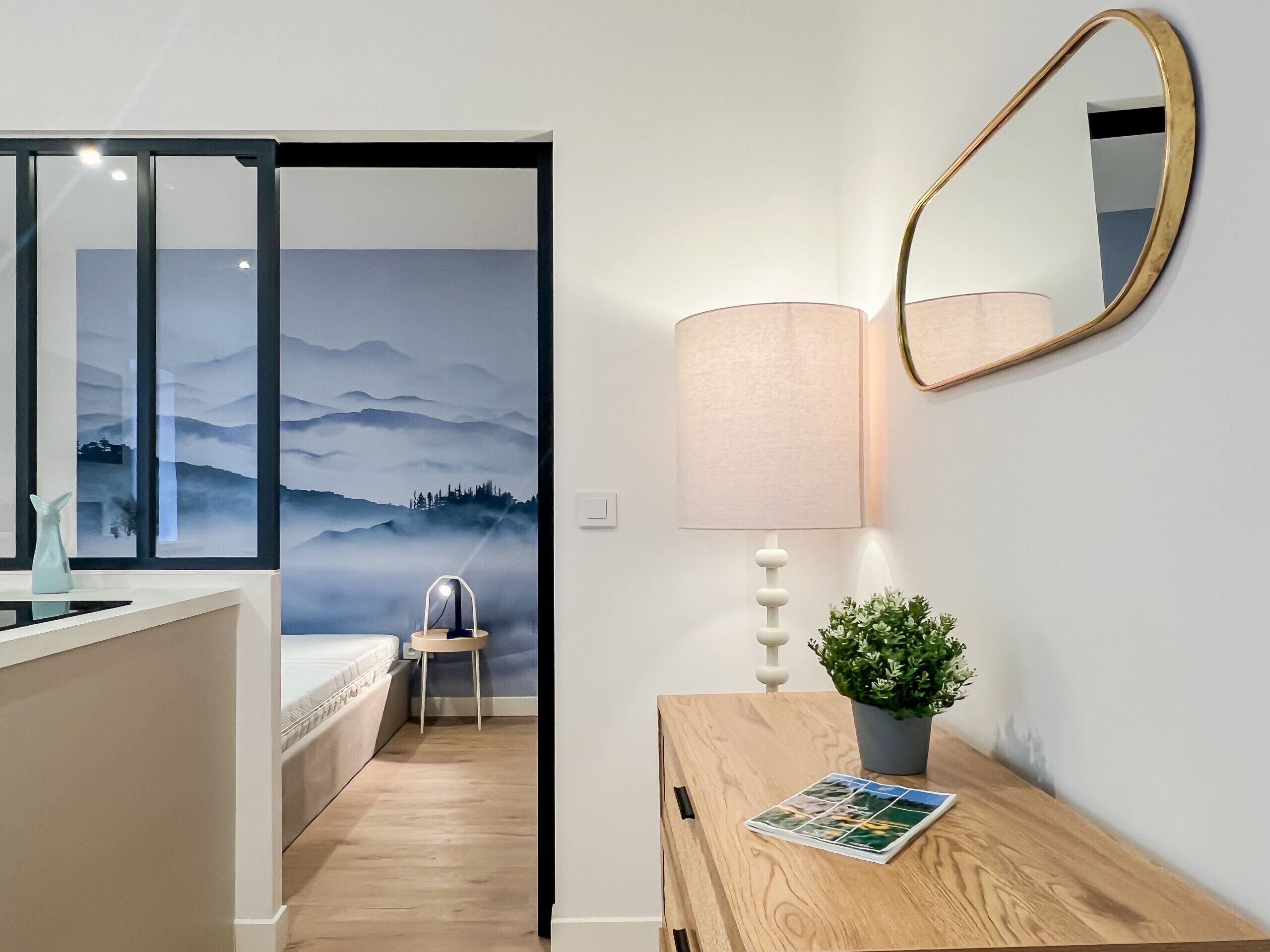 1 chambre, fer et planche à repasser, Wi-Fi gratuit, draps fournis