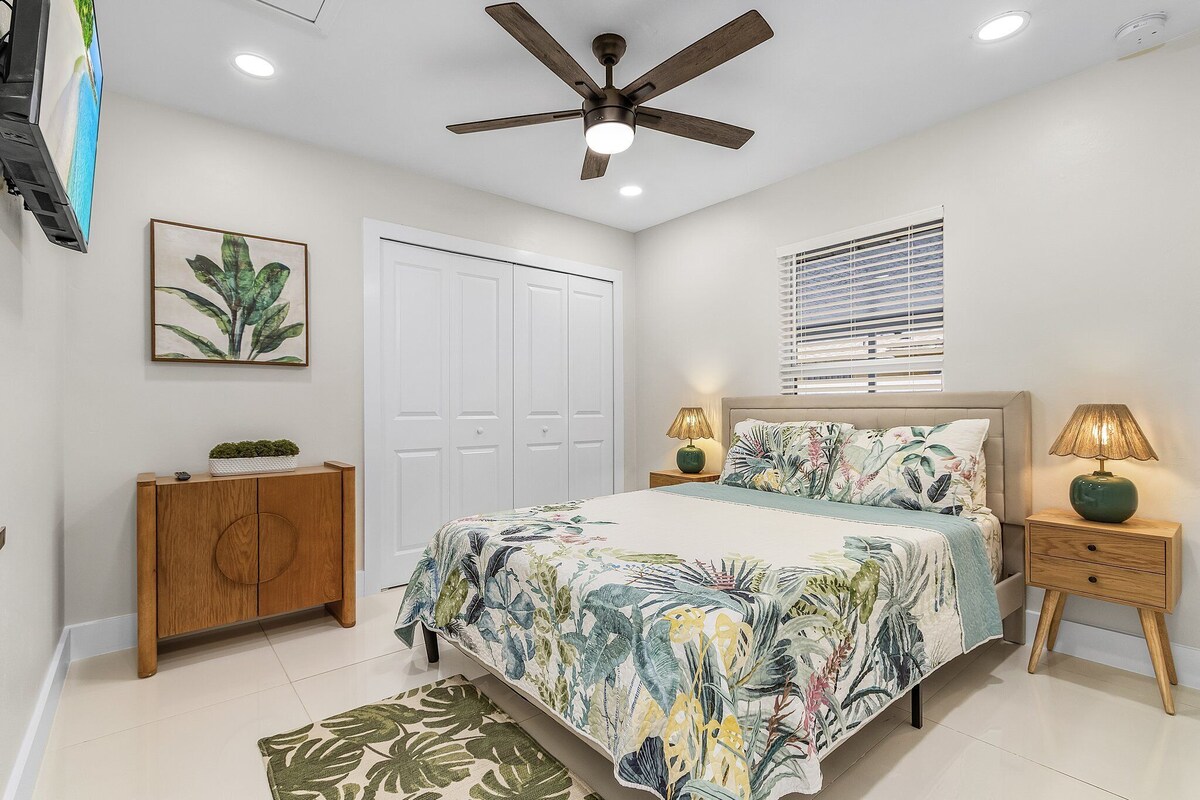 Photo 32 of Huge 5BR • Heated Pool, BBQ, 3 Suites • Nr Beaches,Pets OK