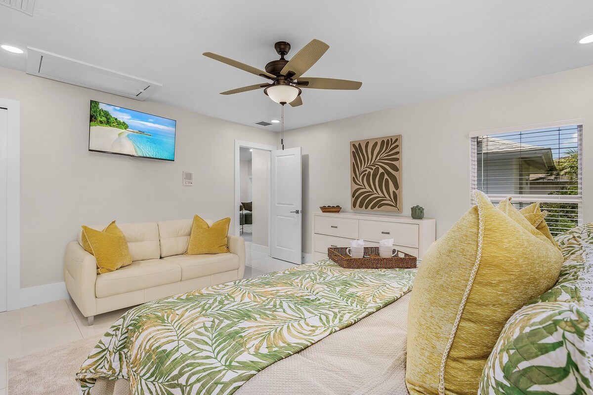 Photo 18 of Huge 5BR • Heated Pool, BBQ, 3 Suites • Nr Beaches,Pets OK