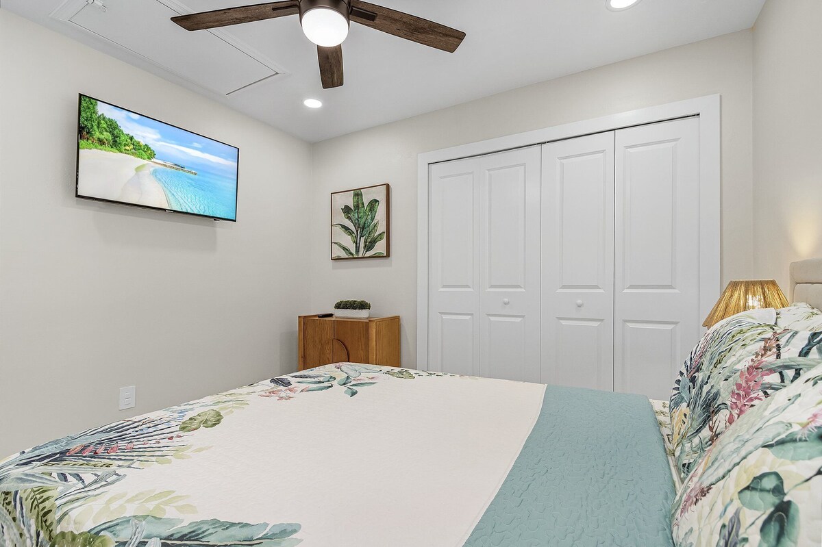 Photo 33 of Huge 5BR • Heated Pool, BBQ, 3 Suites • Nr Beaches,Pets OK