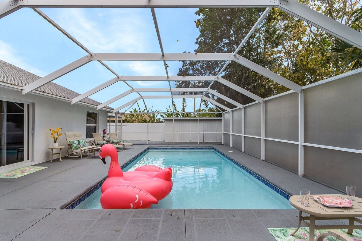 Photo 45 of Huge 5BR • Heated Pool, BBQ, 3 Suites • Nr Beaches,Pets OK