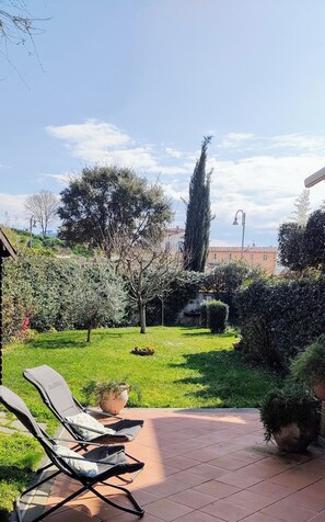 Property grounds - Oasis of relaxation between Florence and the Chianti hills  (Toscana)