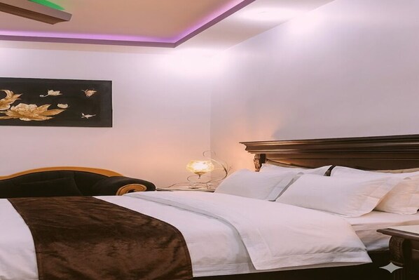 3 habitaciones, wifi gratis y ropa de cama