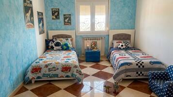 3 bedrooms, free WiFi, bed sheets