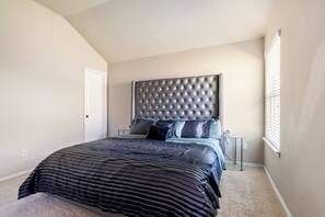 3 bedrooms, iron/ironing board, WiFi, wheelchair access
