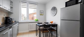 Friends - by Kairos Apartments
