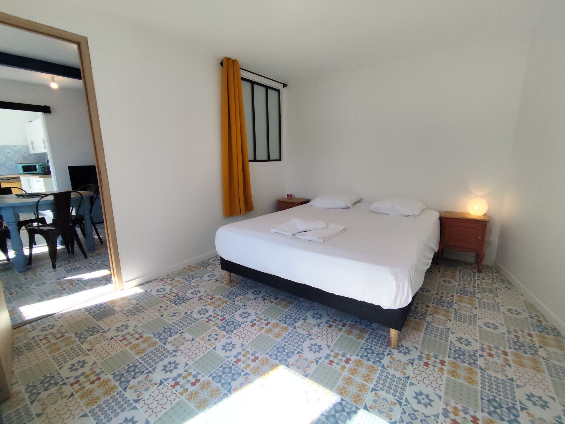 2 bedrooms, WiFi, bed sheets