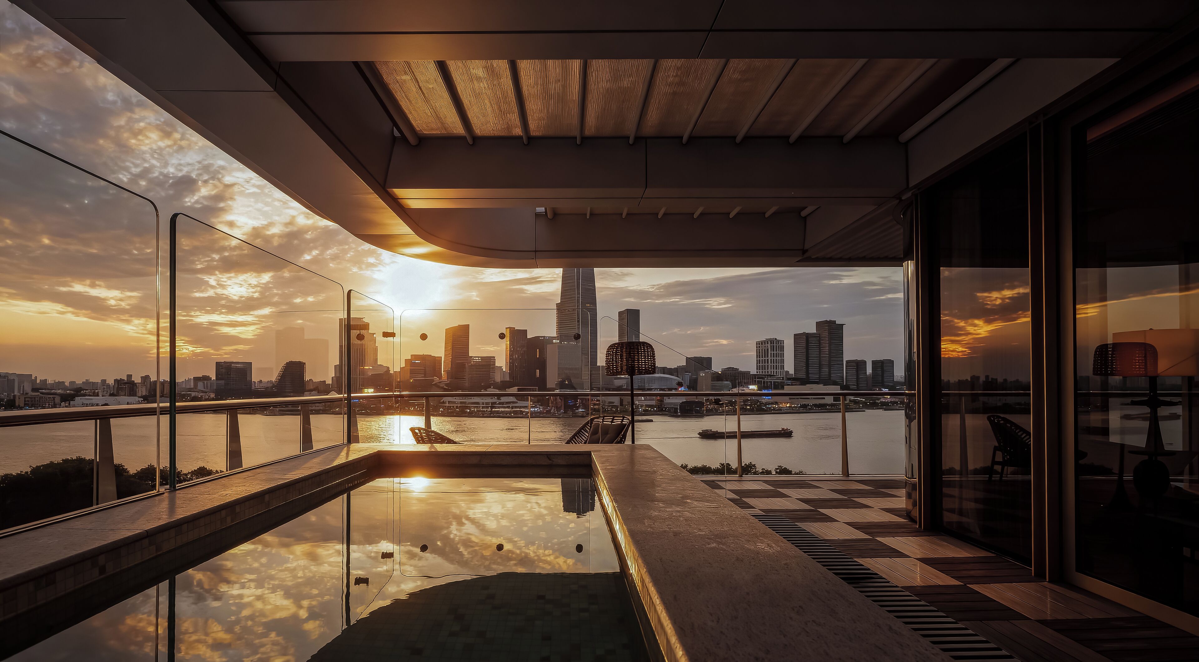 Suite, 2 Queen Beds (Waldorf, Outdoor Jacuzzi) | Terrace/patio