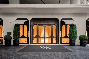 Exterior - Waldorf Astoria Shanghai Qiantan (Shanghai)