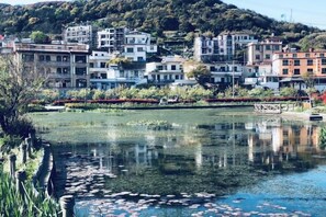 Unclassified image, 5 of 58, button - Donghai Fishing Village Ganhai Renjia Guest House (Shengsi)