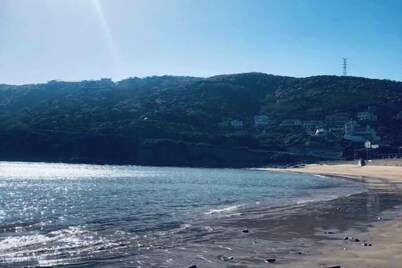 Donghai Fishing Village Ganhai Renjia Guest House