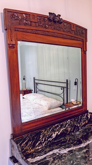 2 bedrooms, in-room safe, iron/ironing board, WiFi - In the charming village of Brunate, just a few minutes from Como (Brunate)