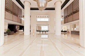 Unclassified image, 2 of 100, button - Qingcheng Hotel (Qinghe)