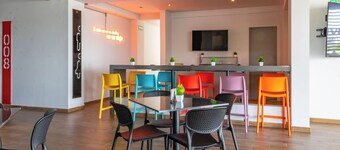 Hotel Estancias VIVE MX el marques Queretaro, Trademark