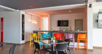 Hotel Estancias VIVE MX el marques Queretaro, Trademark