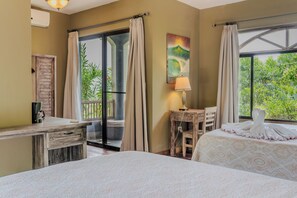 1 bedroom, desk, WiFi, bed sheets