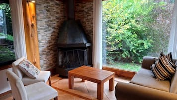 House, 3 Bedrooms, Garden Area (Norden) | Living area