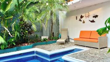 Luxury Villa, Balcony, Garden View | 2 bilik tidur, Wi-fi percuma