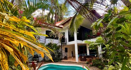 Beautiful private villa w private pool