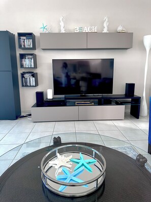 Interior - Luxury Villa Casa Blanca Naples ⭐ Heated Pool & Spa, Close to 5th Ave & Beaches (Naples)