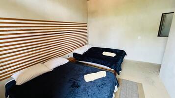 6 Schlafzimmer, Reisekinderbett, WLAN, Bettwäsche