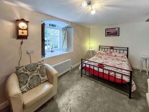 1 chambre, Wi-Fi gratuit, draps fournis