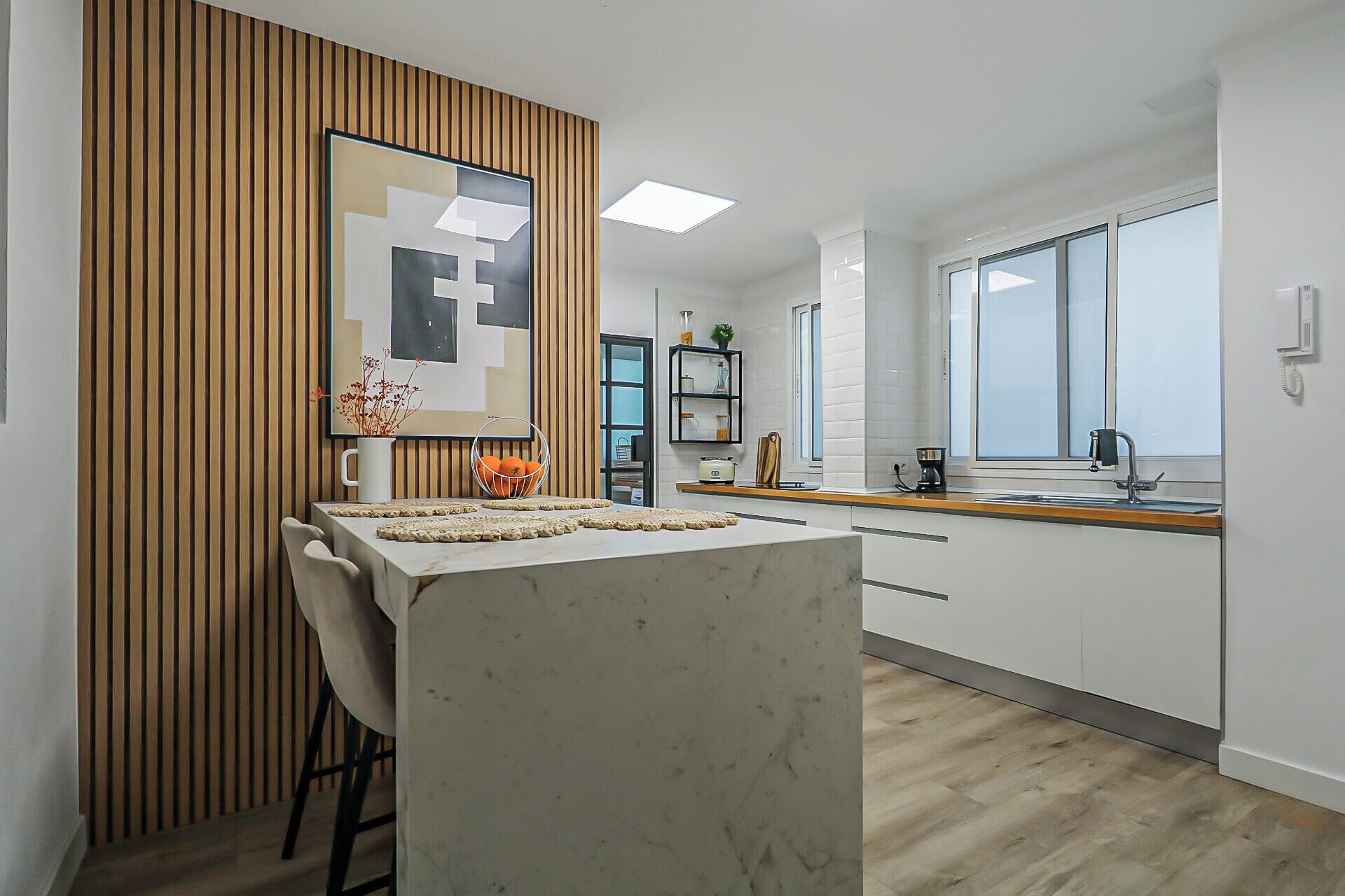 Refrigerador, microondas, horno, placa de cocina