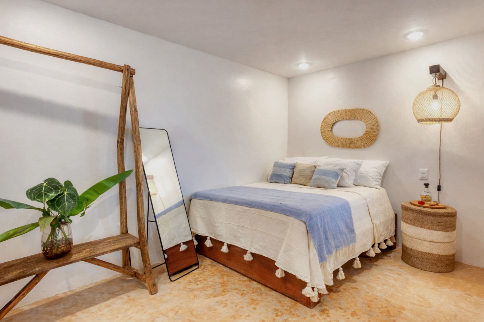 ห้องซูพีเรียสวีท, วิวสวน | ห้องพักตกแต่งอย่างมีเอกลักษณ์, ตกแต่งพิเศษโดยเฉพาะ, เตารีด/โต๊ะรีดผ้า