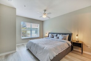 4 quartos, ferros/tábuas de passar roupa, Wi-Fi, roupa de cama