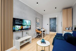 Smart TV 50 pulgadas con canales de televisión por cable, Netflix