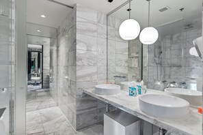 Hair dryer, towels, soap, toilet paper - LV Luxury Suite in Palms Place with Strip Views, WiFi, and King Size Bed! (Las Vegas)