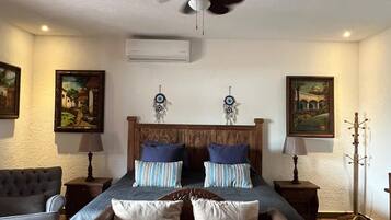 Family House, 3 Bedrooms, Kitchen, Mountain View | 3 bedrooms, individually decorated, individually furnished, free WiFi