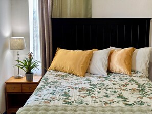 1 chambre, bureau, fer et planche à repasser, Wi-Fi gratuit