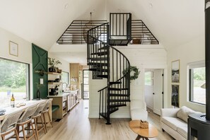 Interior - New IG Unique Modern Scandinavian Cabin with Beautiful Creek Views (Broken Bow)