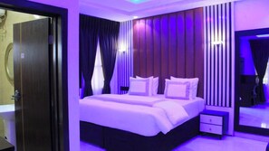 Suite, City View | Desk, free WiFi - De-Lexis Hotel & Suites (Uyo)