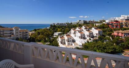 Ref: 238 - Townhouse with sea views close to the beach