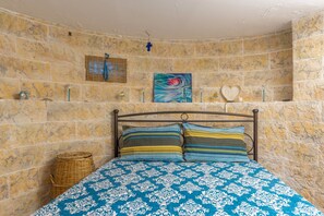 1 bedroom, iron/ironing board, free WiFi, bed sheets - Apartment 'Gabriela' with Balcony, Wi-Fi and Air Conditioning (Keratea)