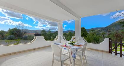 Apartment 'Bilo Nr 14' with Mountain View, Private Terrace and Shared Garden