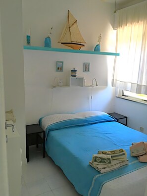 1 bedroom, free WiFi, bed sheets