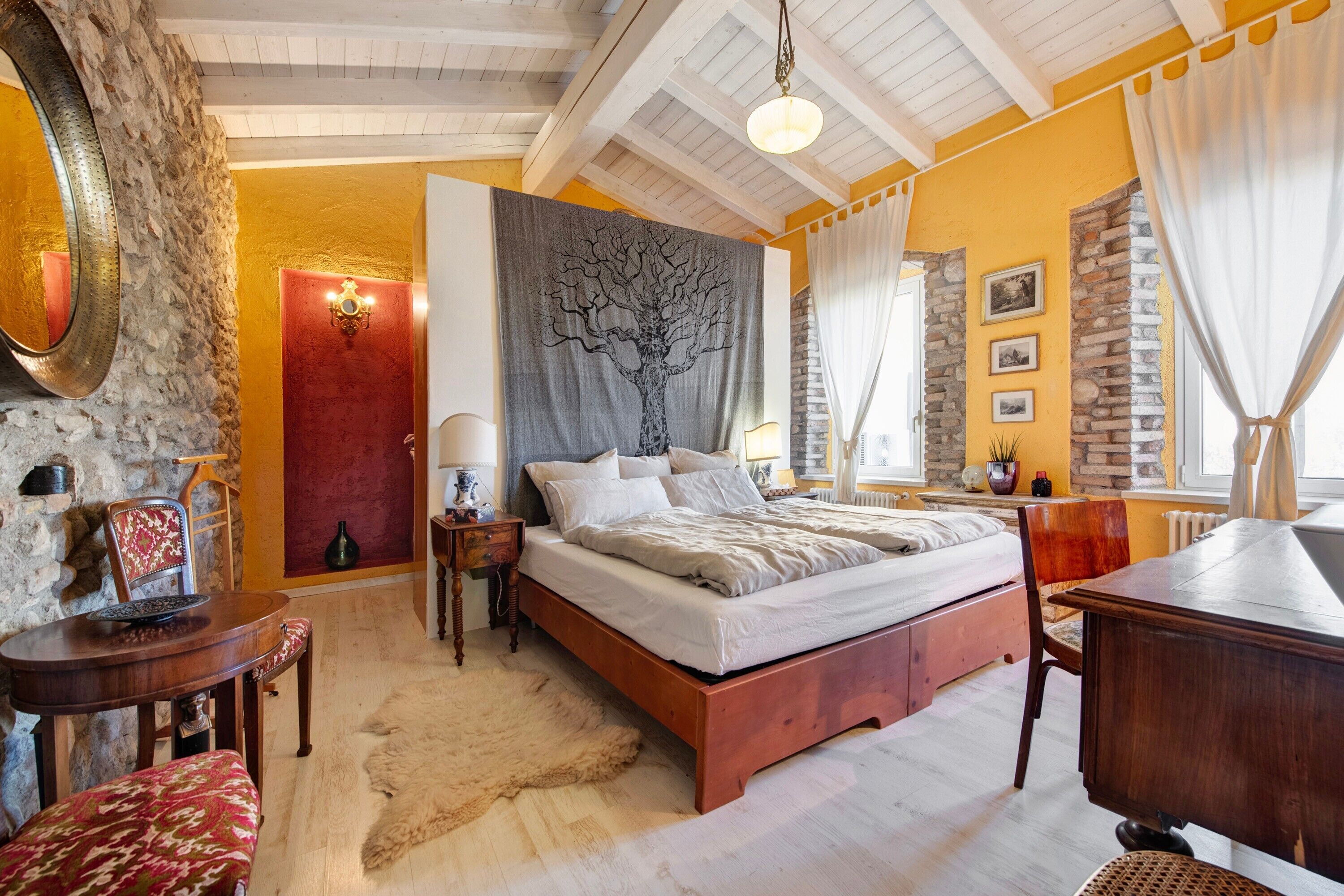 3 Schlafzimmer, Schreibtisch, Bügeleisen/Bügelbrett, kostenloses WLAN