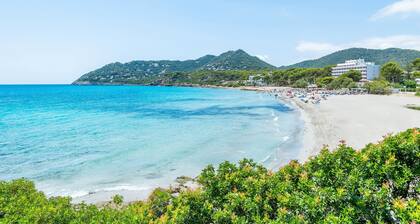 Hostal Boutique Canyamel - 103 Double Rooms with Sea View, Private Terrace, Wi-Fi and a/c