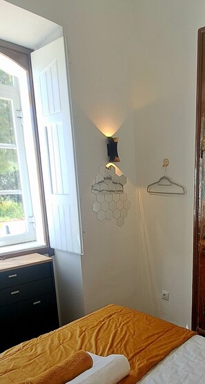 3 Schlafzimmer, Bügeleisen/Bügelbrett, Reisekinderbett, WLAN