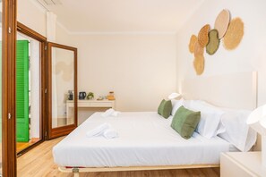 1 bedroom, free WiFi, bed sheets