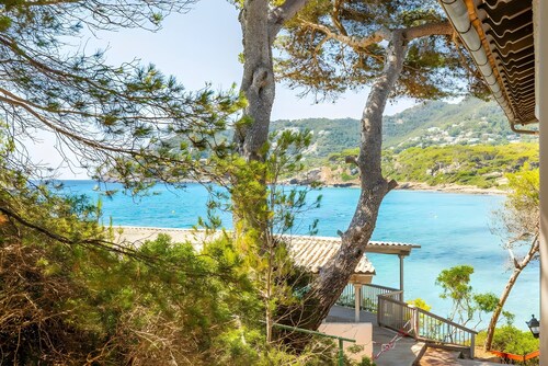 Hostal Boutique Canyamel - 106 Double Room with Partial Sea View, Terrace, Wi-Fi and A/C