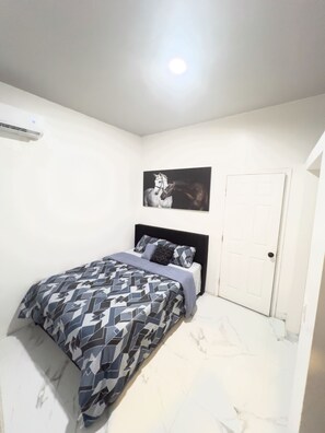 1 bedroom, iron/ironing board, WiFi - Charming 1-bedroom house in pleasant Miami with AC, WiFi (Miami)