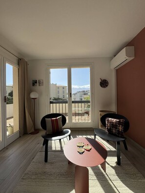 Interior - T2 en centre-ville (CALVI)