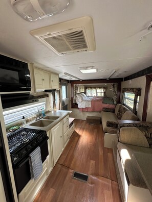 Microondas, horno y parrilla de estufa 