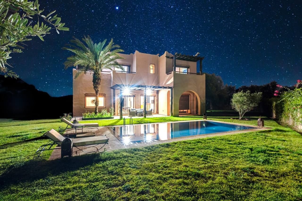 Front of property - evening/night