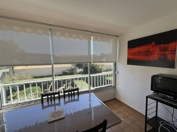 Interior - Lovely 3-room apartment with swimming pool near Richelieu beach Cap d'Agde (LE CAP D AGDE)