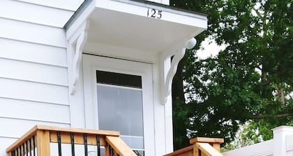 Private Upper Deck surrounded by flower and vegetable gardens. Pet friendly